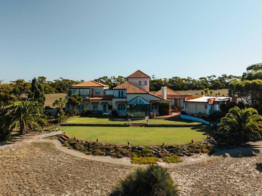 Casa Del Mar with the Best views in Encounter Bay