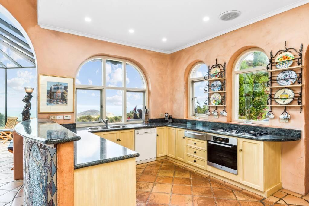 Casa Del Mar with the Best views in Encounter Bay
