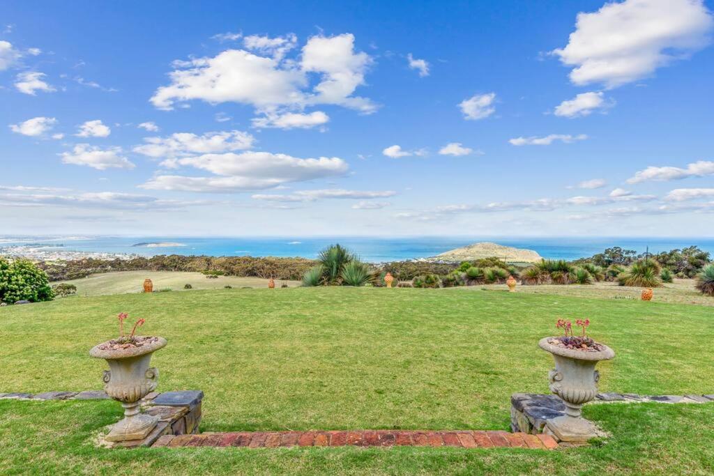 Casa Del Mar with the Best views in Encounter Bay