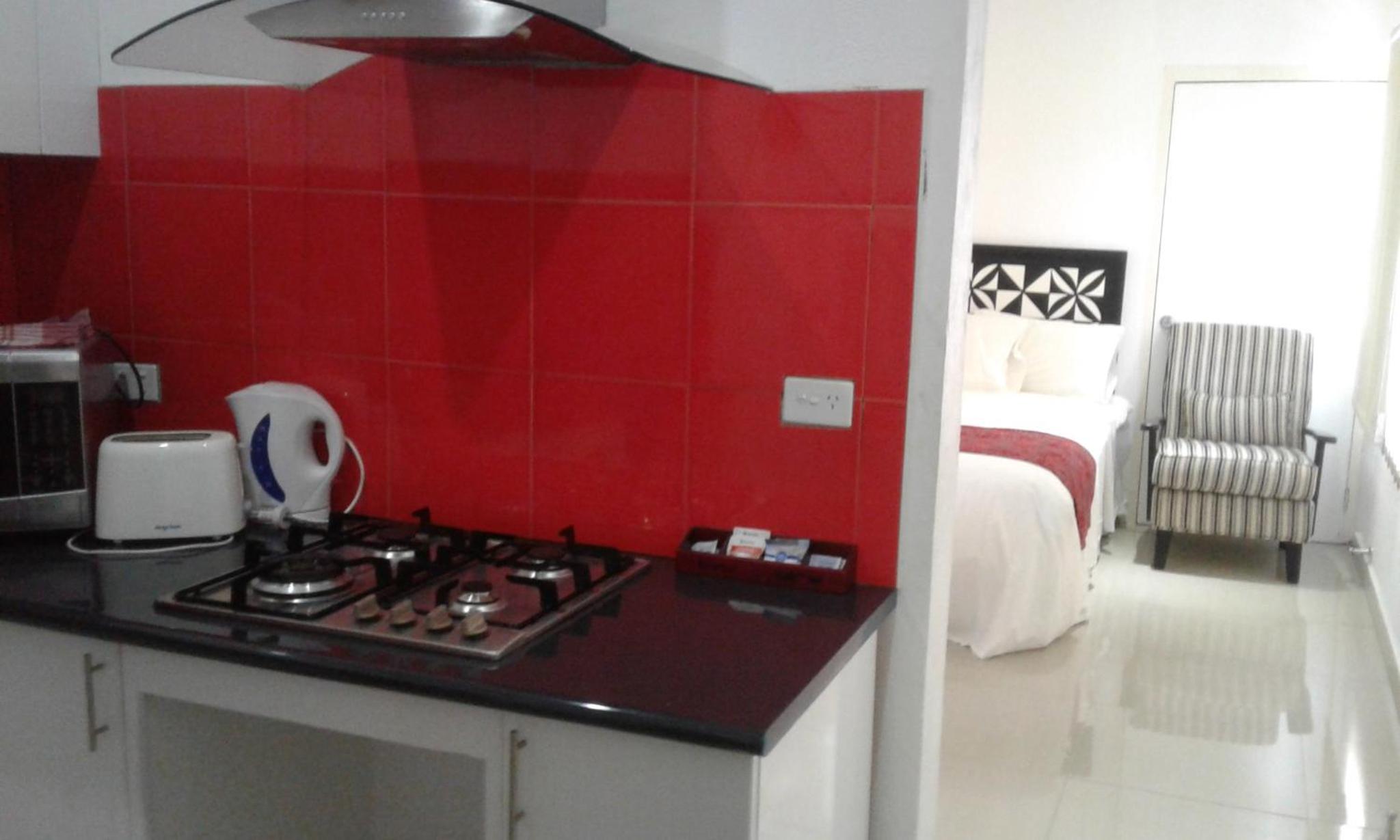 Seaview Hotel and Apartments