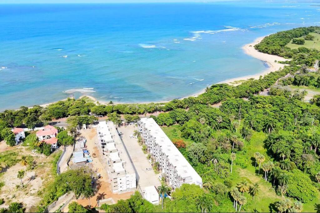 New Beachfront at Sunset Apartments 3 Bedroom 2 Bath Gym Pool PS5