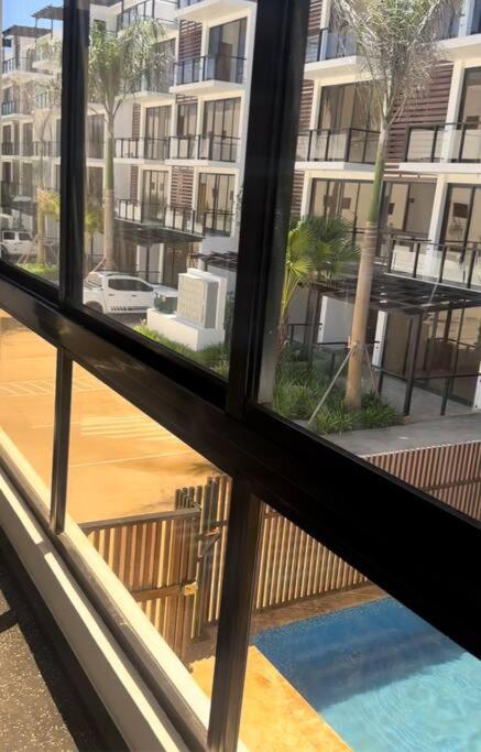 New Beachfront at Sunset Apartments 3 Bedroom 2 Bath Gym Pool PS5