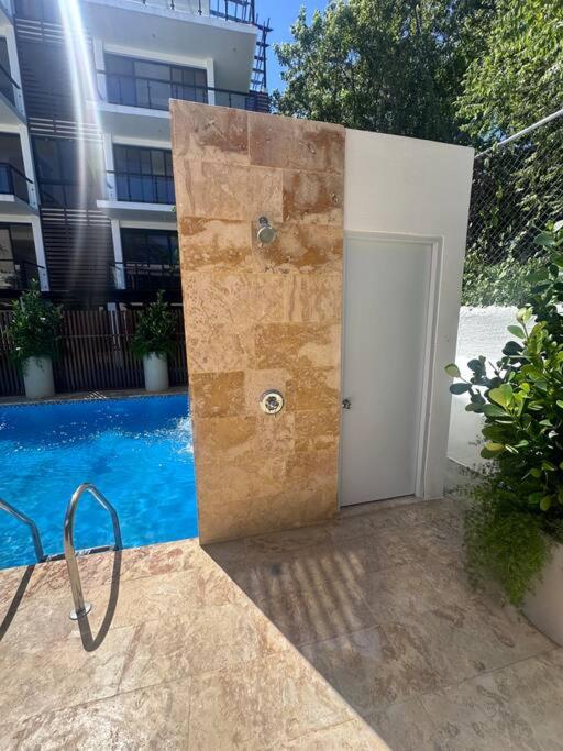 New Beachfront at Sunset Apartments 3 Bedroom 2 Bath Gym Pool PS5