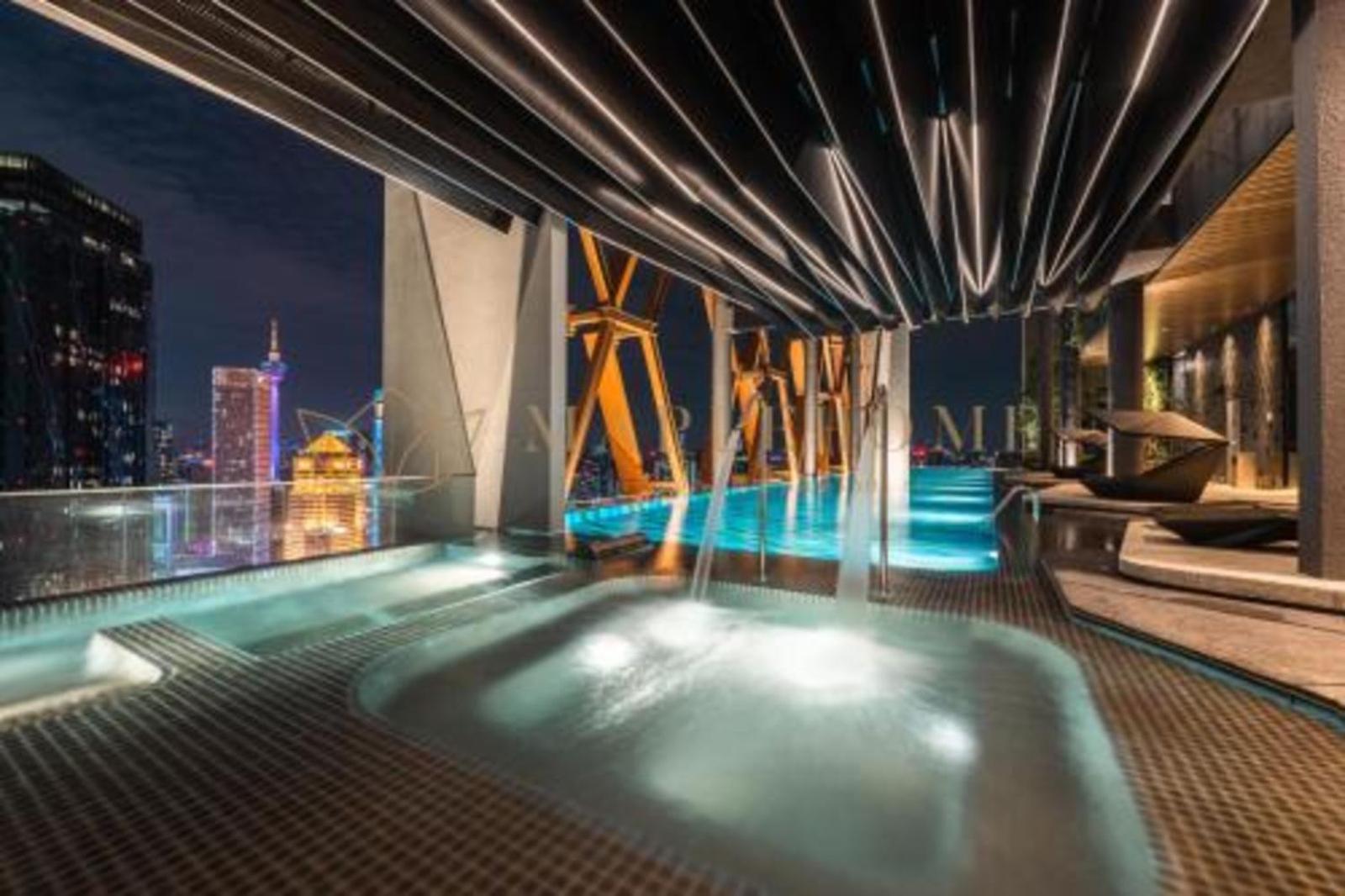 Scarletz Suites KLCC