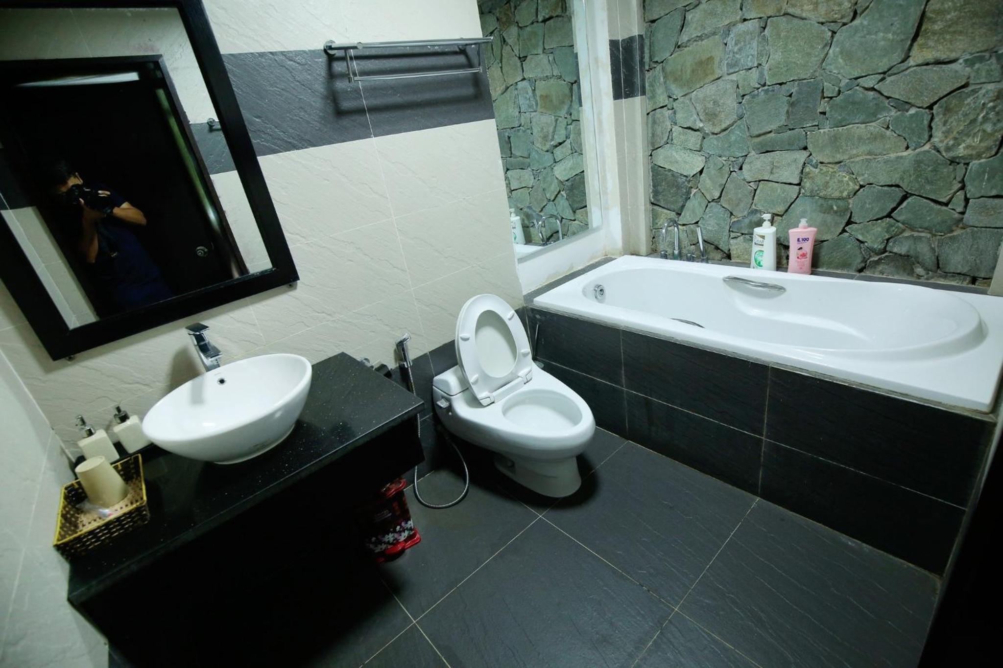 Photo 48