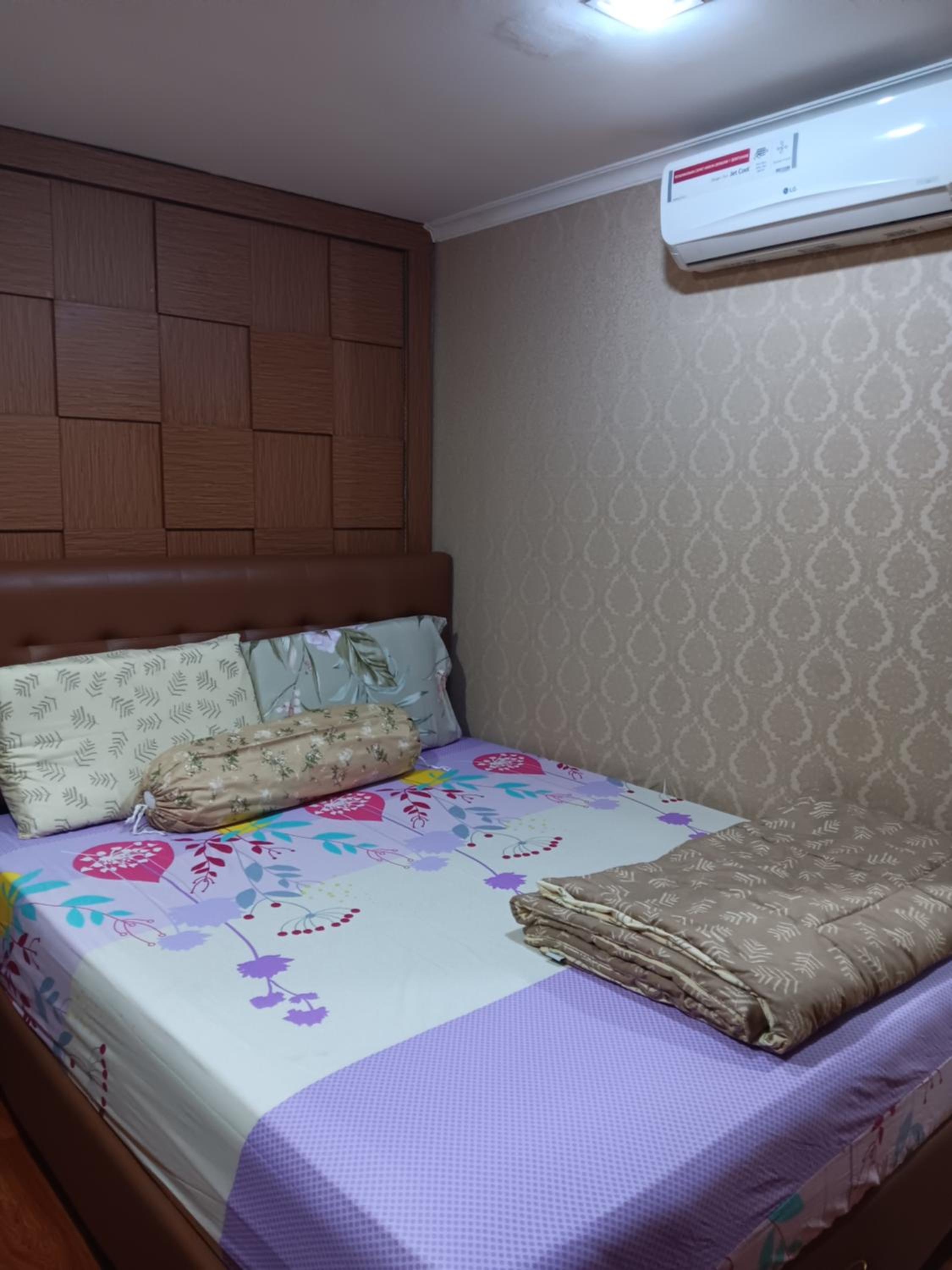 Apart Green Central Full furnish view 4