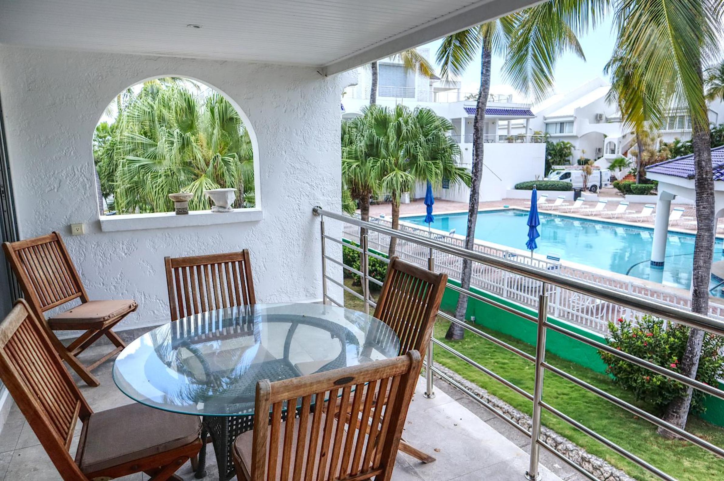 Cupecoy Beach Club Condo