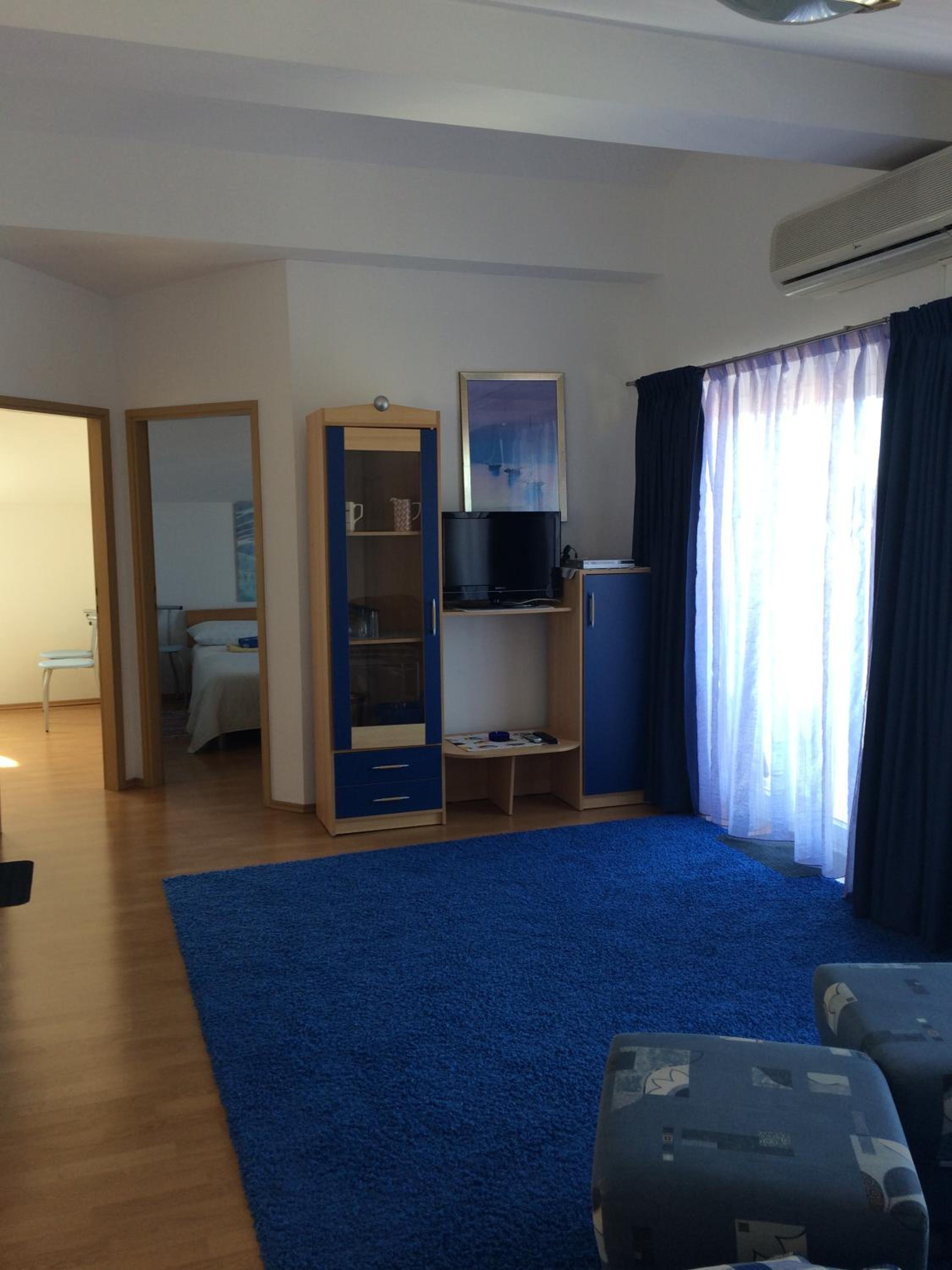 Photo 34