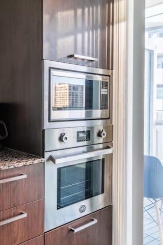 NewDowntown Condo by UnionStationScotiaArena