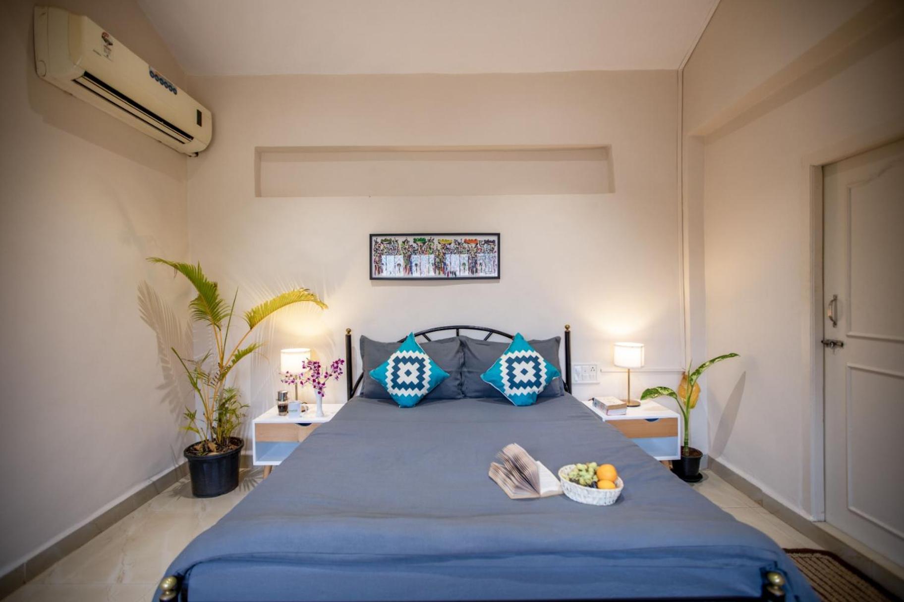 NomadGao Vila Nova - Social Hotel with Coworking, Fast WiFi, and Goan Charm view 3