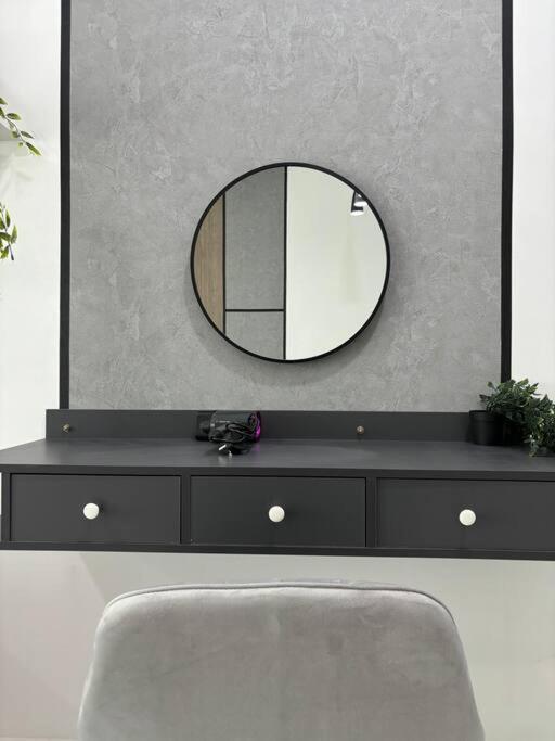Mount Austin #Akademik Suite Premium Style 1-2Pax