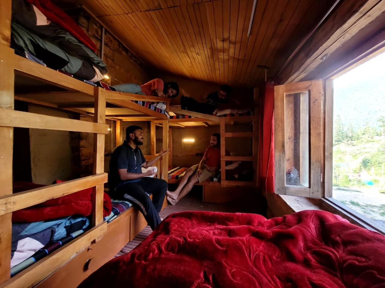 Photo 21