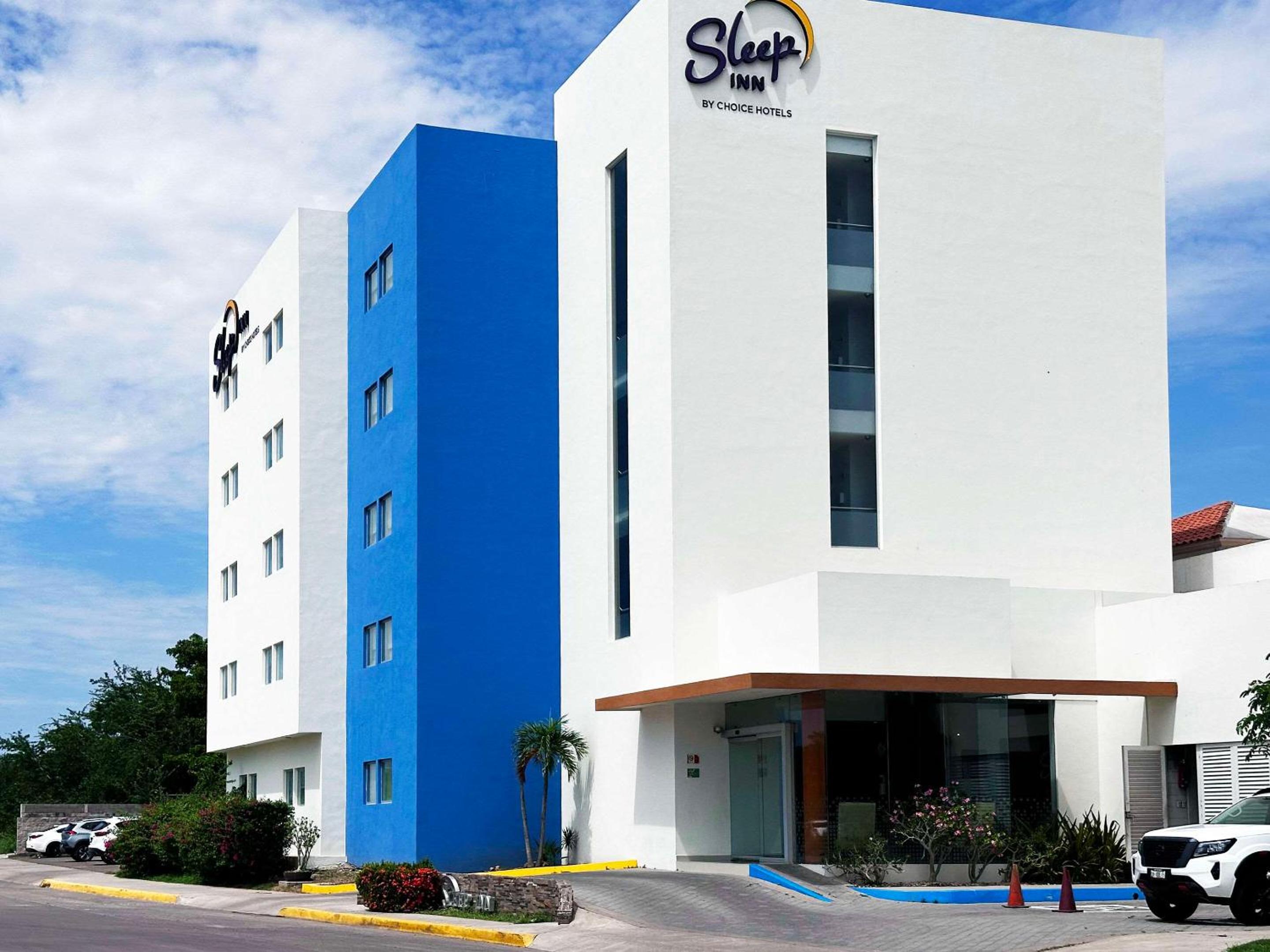 Hotel Sleep Inn Culiacan - Image 1