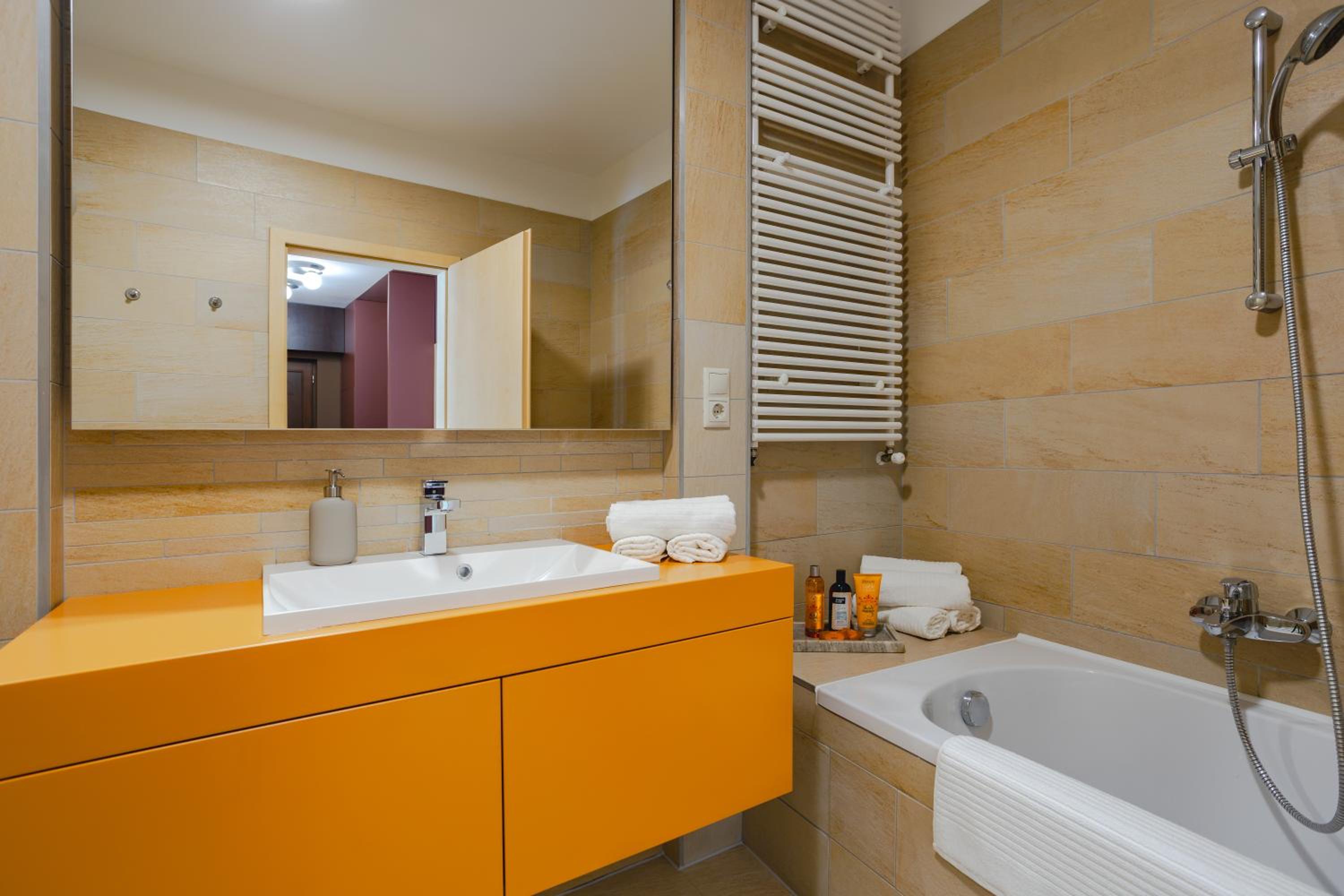 Agora Apartman