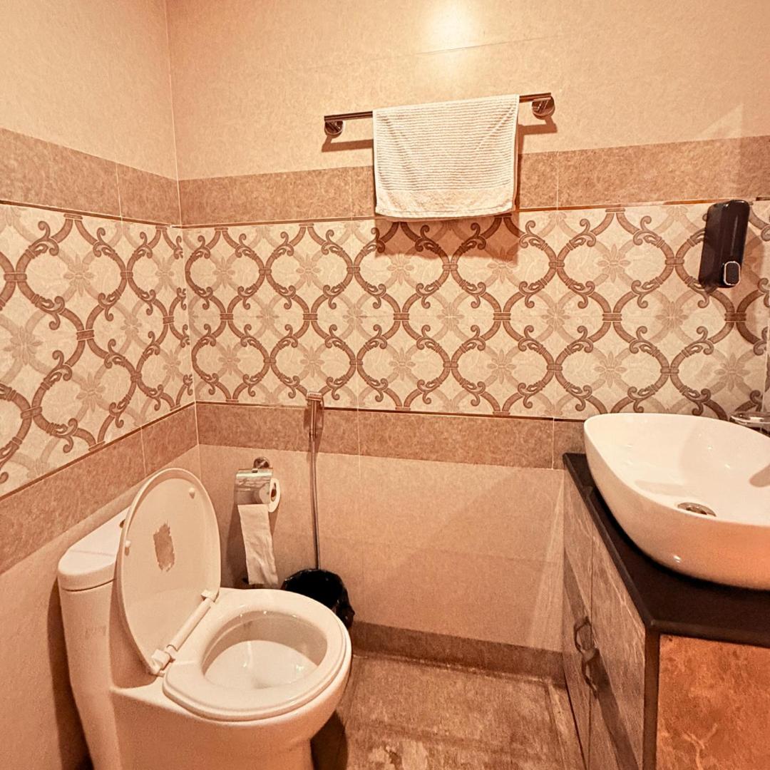 EDM Hostel