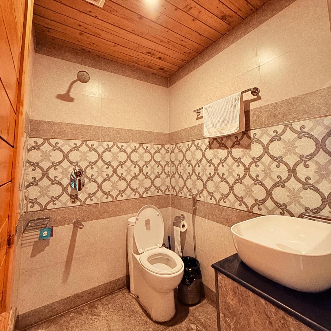 EDM Hostel