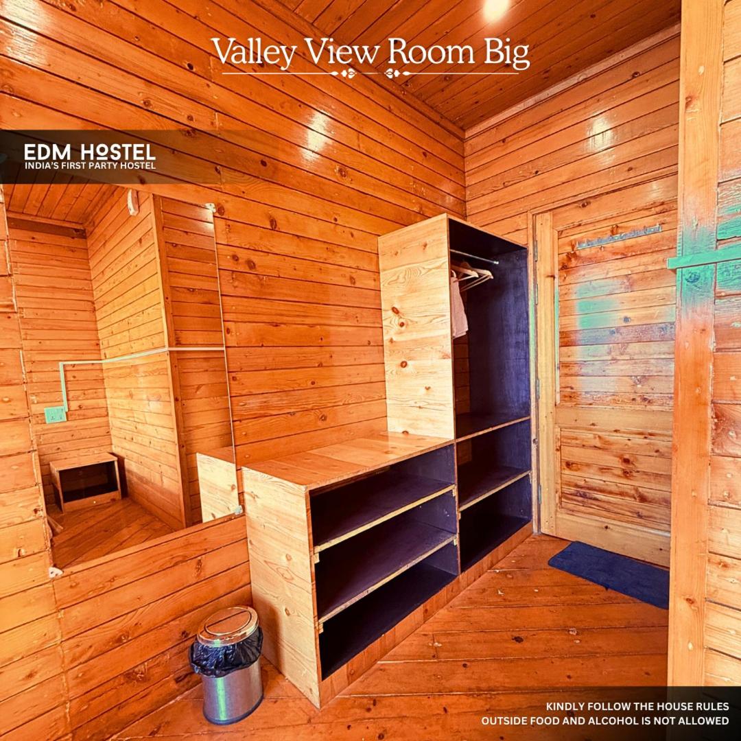 EDM Hostel