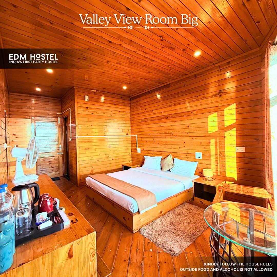 EDM Hostel