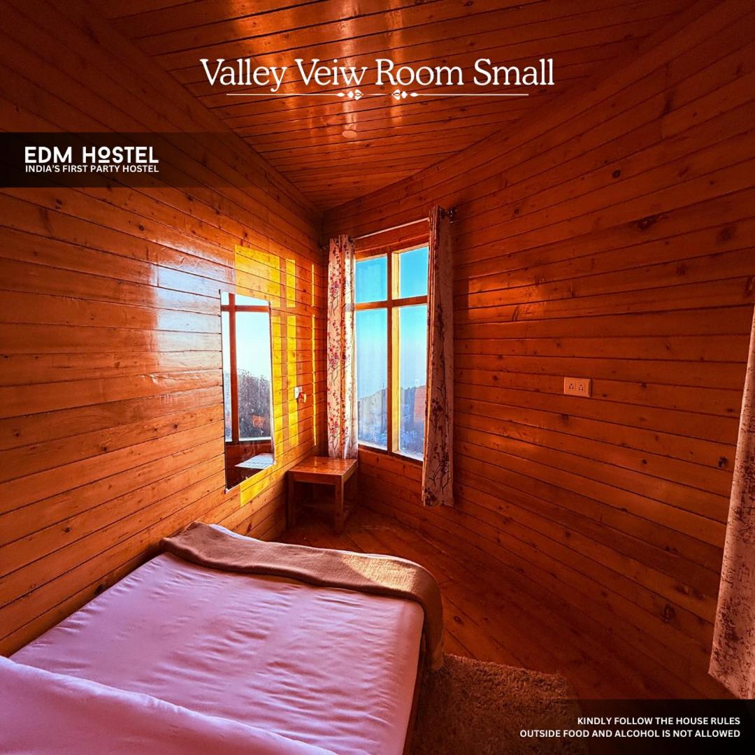 EDM Hostel