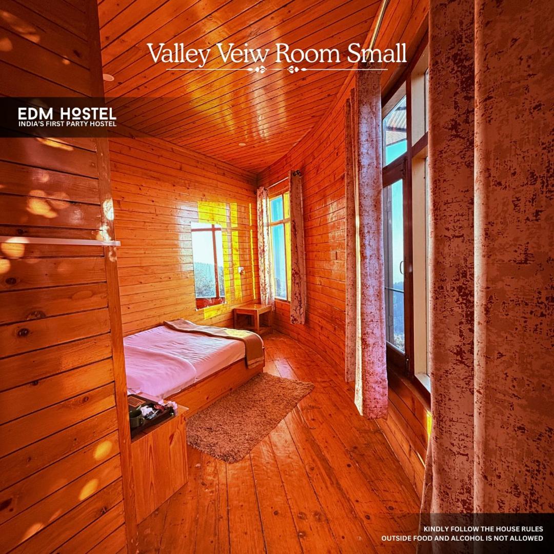EDM Hostel