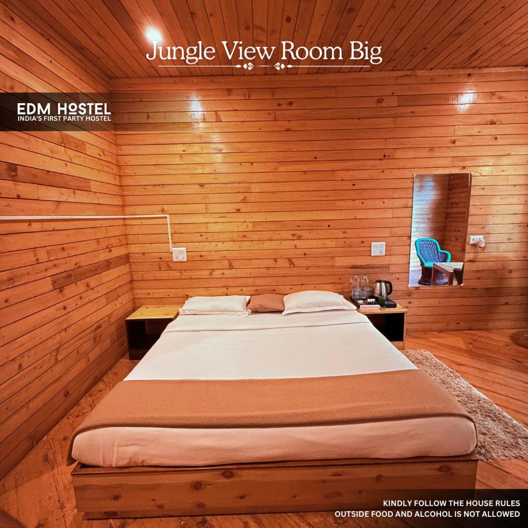 EDM Hostel