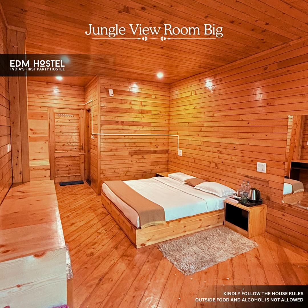 EDM Hostel