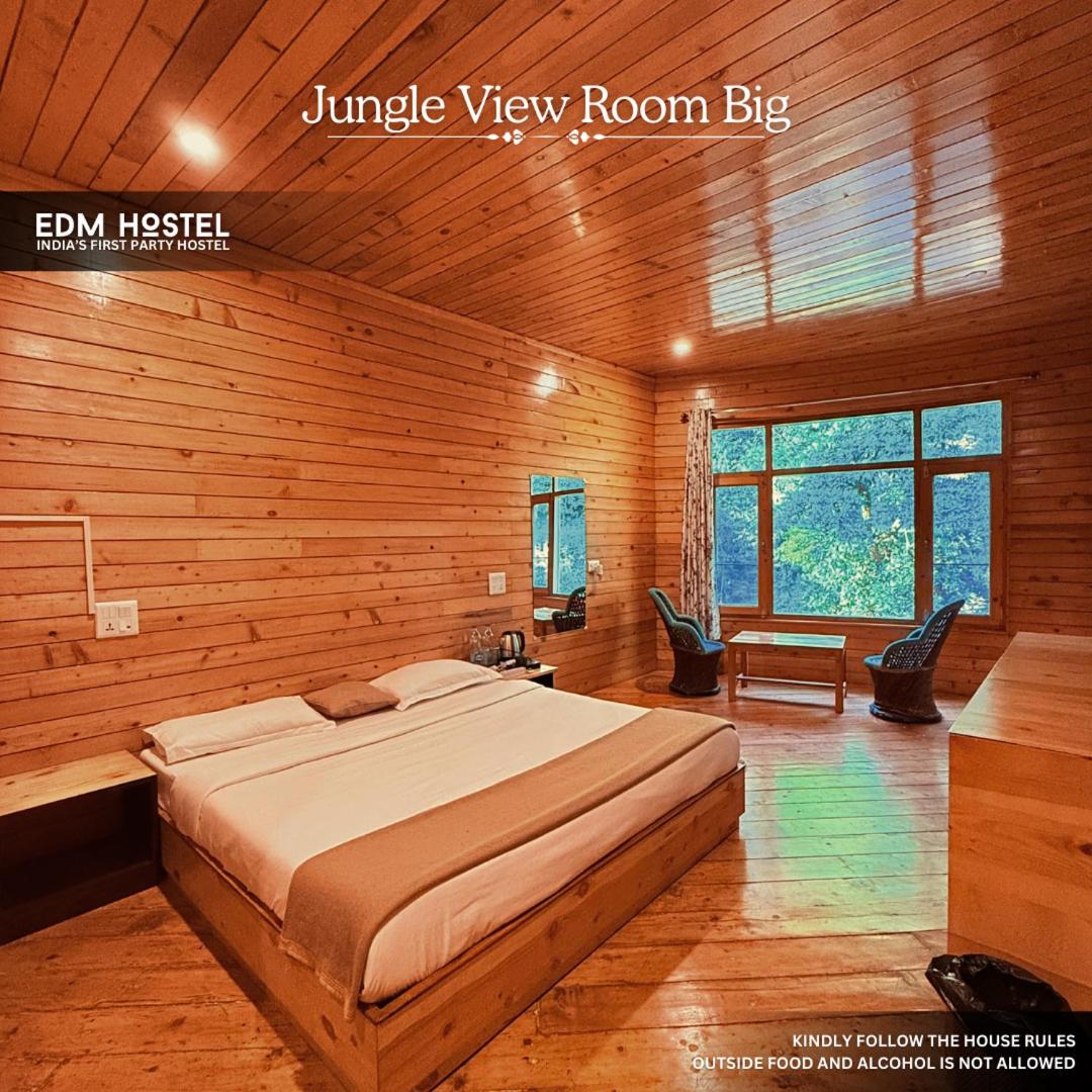 EDM Hostel