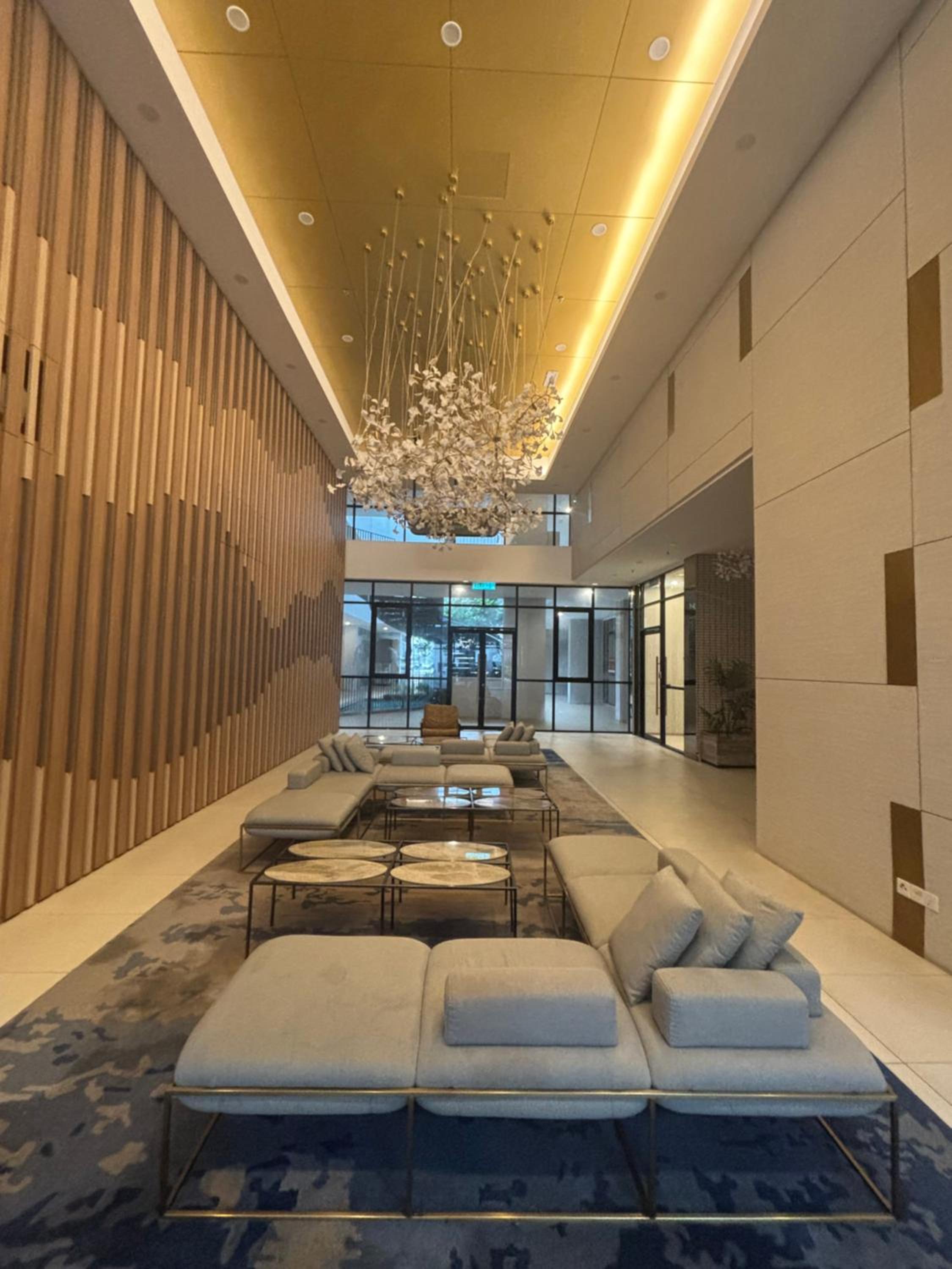 Skytrees Comfort Room With Simple Design Concept