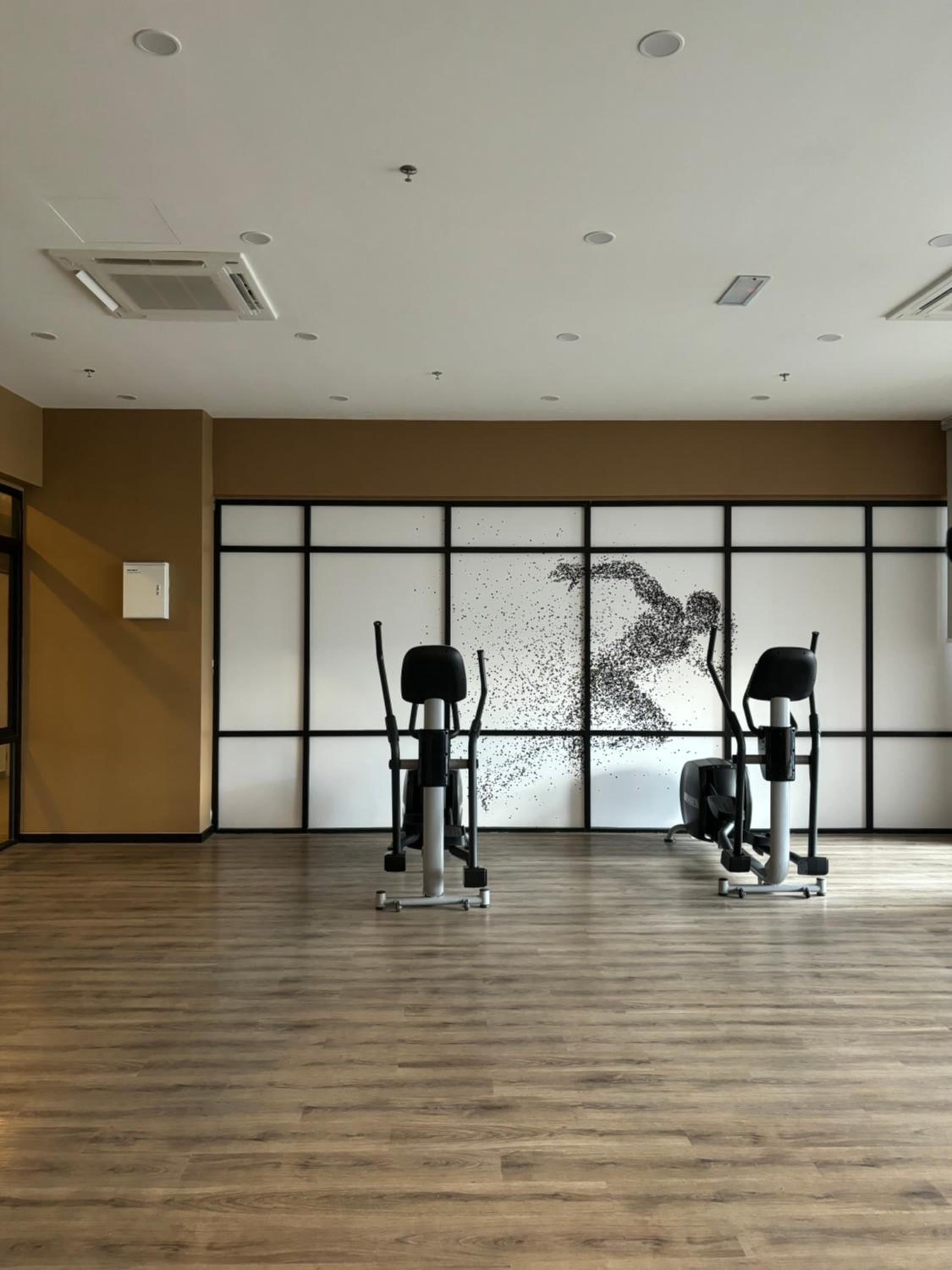 Skytrees Comfort Room With Simple Design Concept