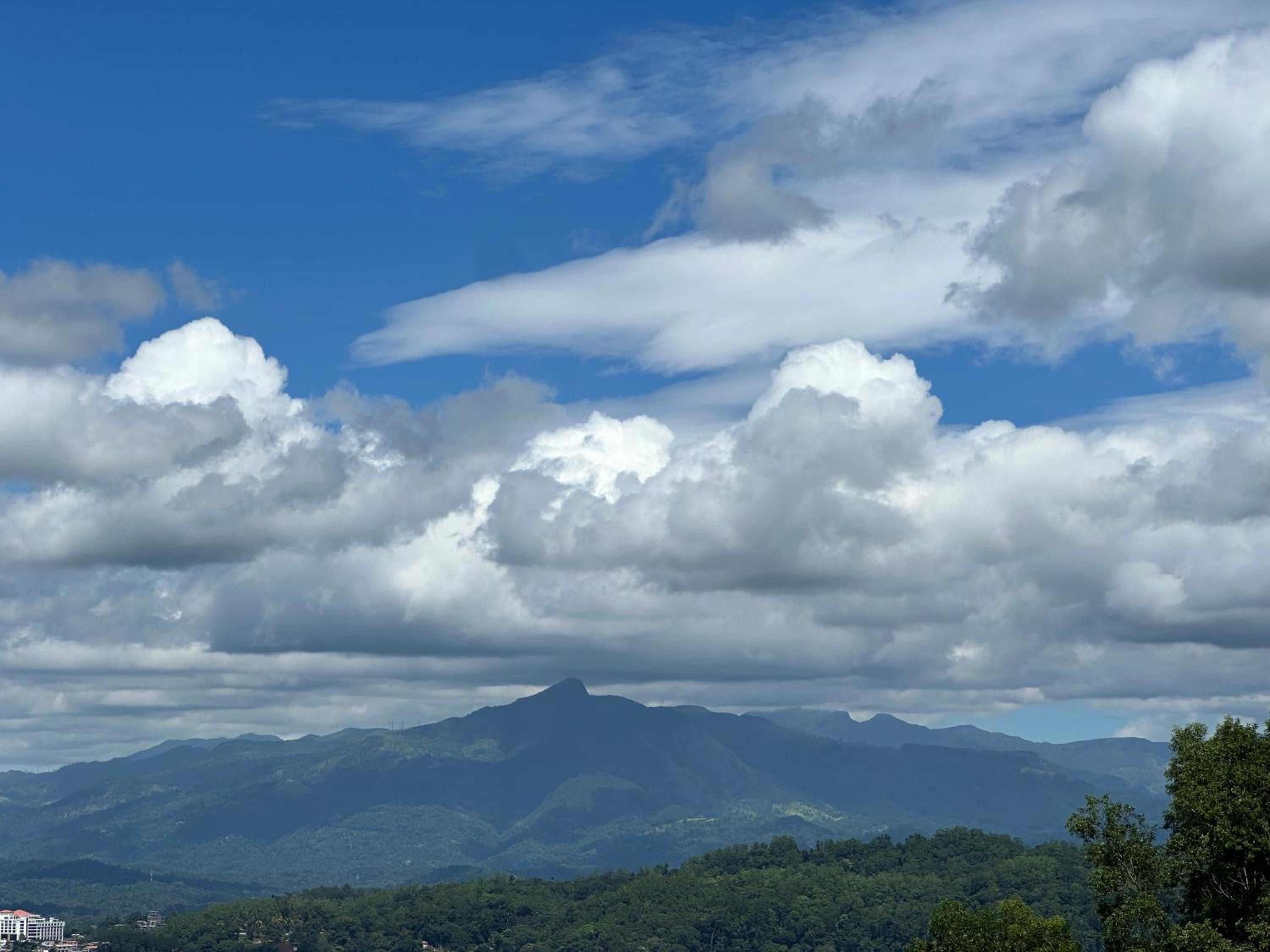 The Cloud Hanthana, Kandy view 4
