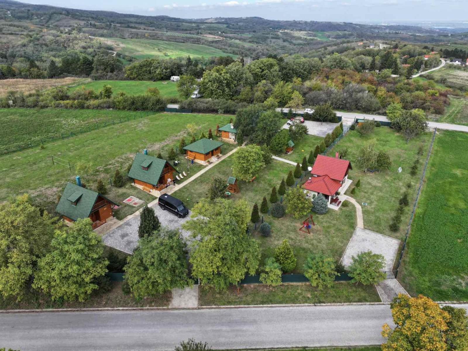 Fruskogorske brvnare view 2