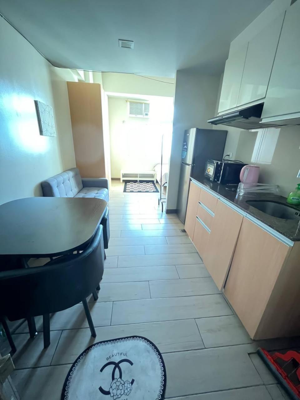 Cheap Staycation At San Antonio Residences view 4