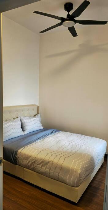 Photo 33