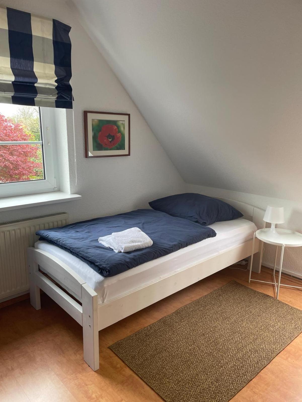 Twenge Retreat - Haus Nähe Stadt und Flughafen mit Garten, 3 Zimmer, TV, Küche, Bad und Netflix
