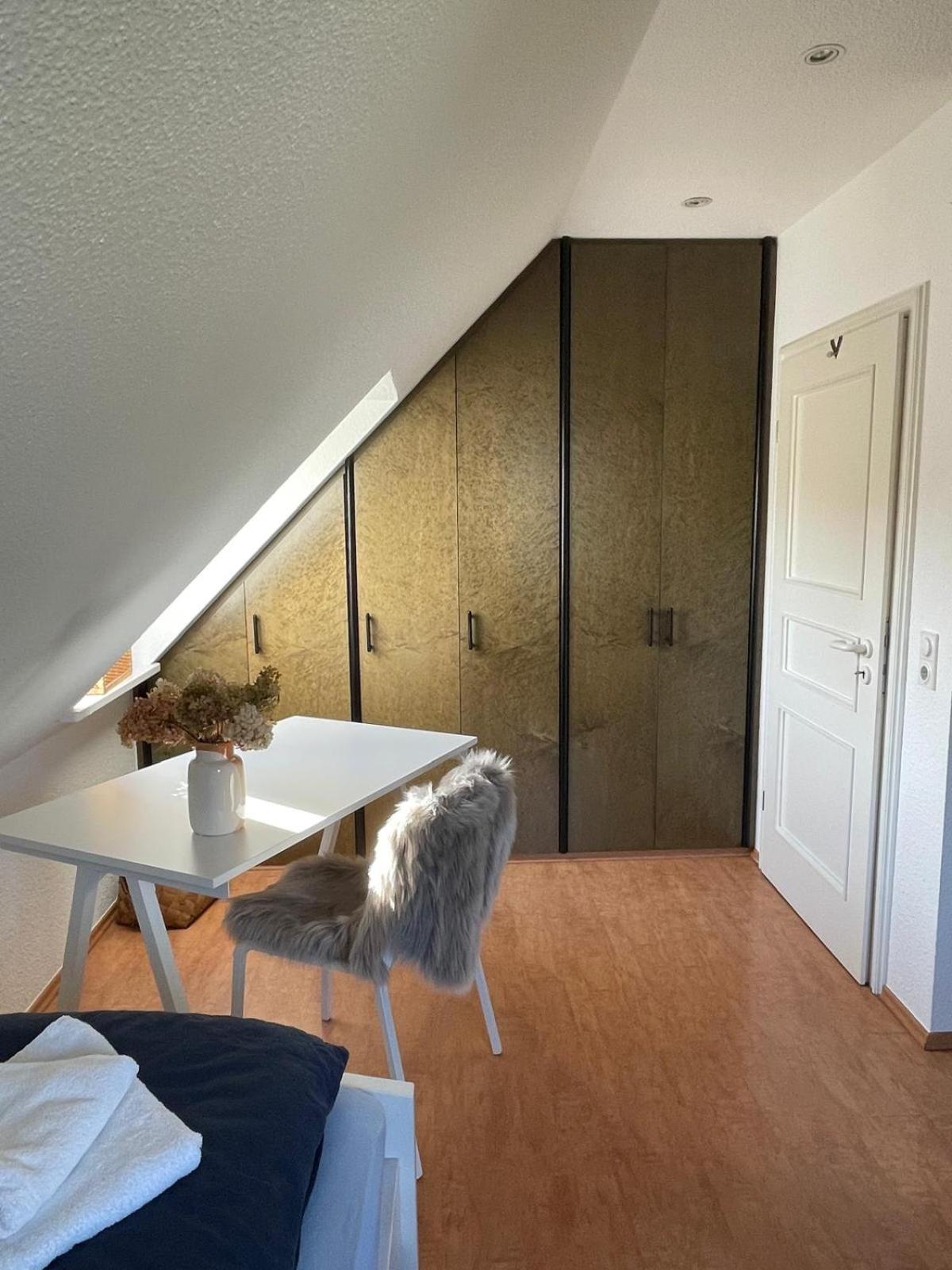 Twenge Retreat - Haus Nähe Stadt und Flughafen mit Garten, 3 Zimmer, TV, Küche, Bad und Netflix