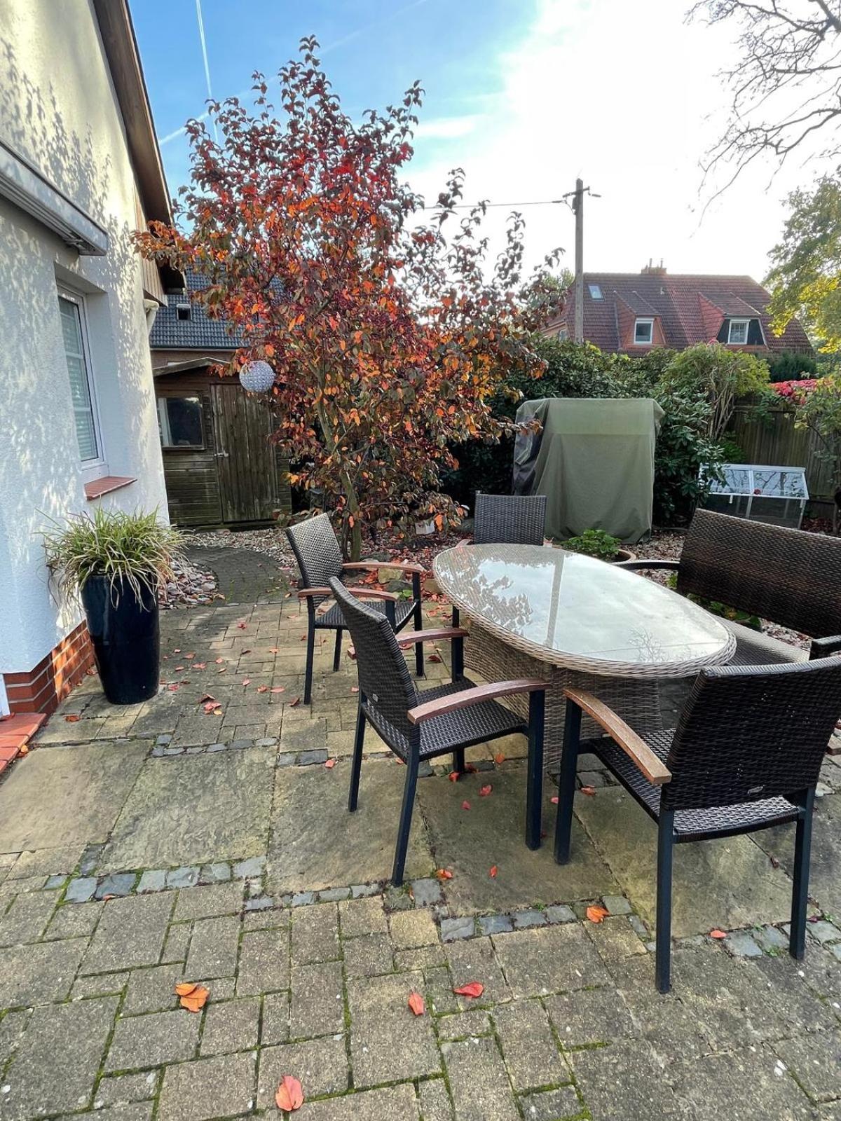 Twenge Retreat - Haus Nähe Stadt und Flughafen mit Garten, 3 Zimmer, TV, Küche, Bad und Netflix