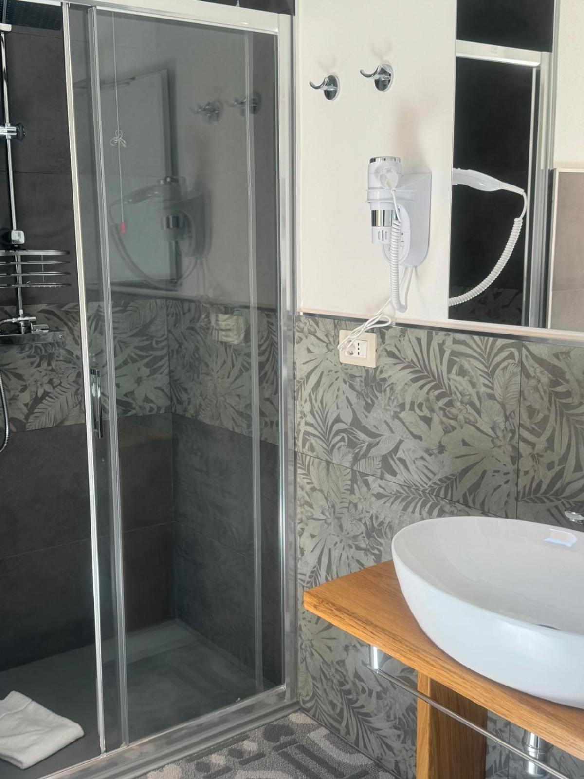 Hermitage Suites
