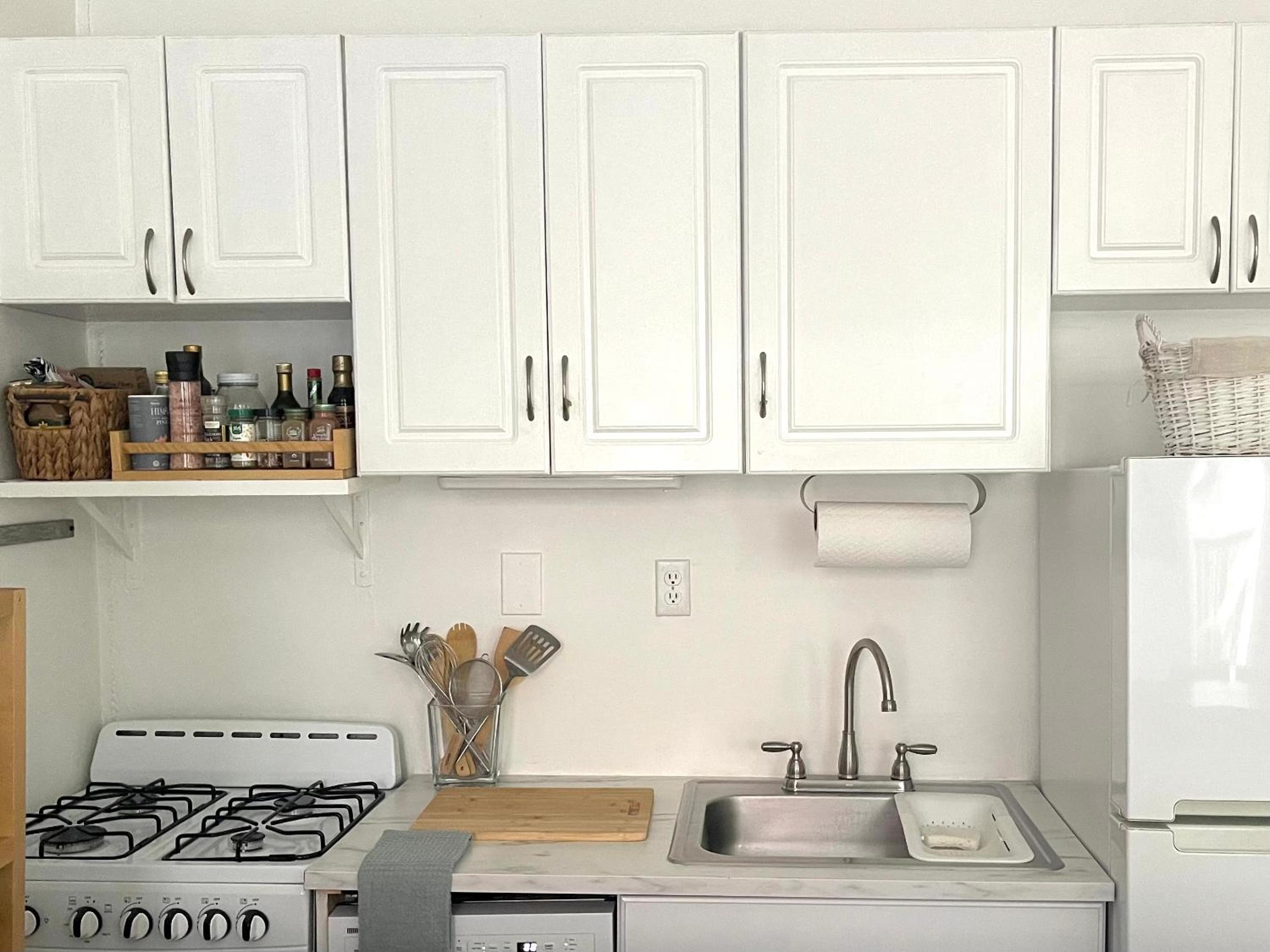 Beautiful 2BR - heart of Manhattan