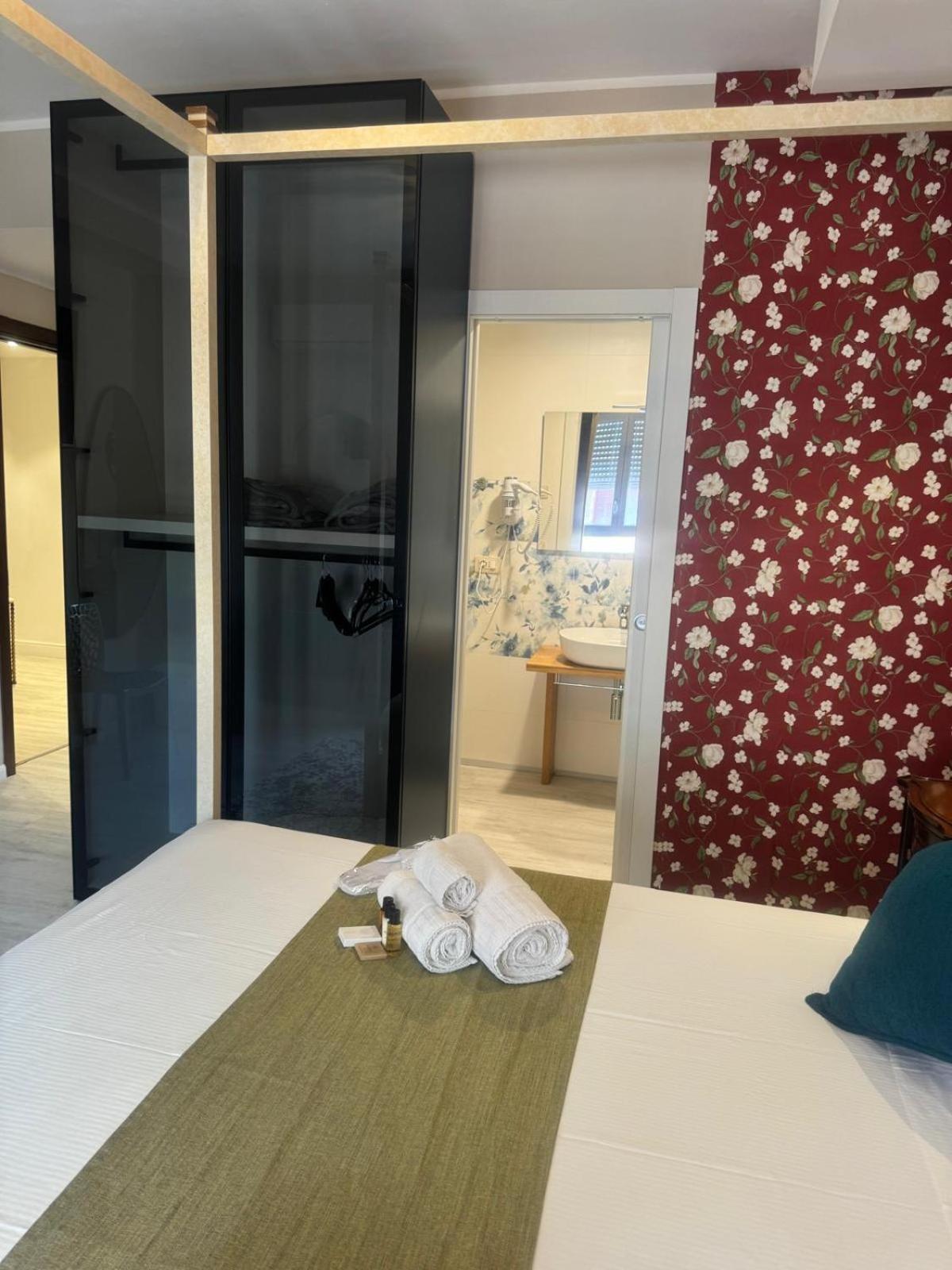 Hermitage Suites