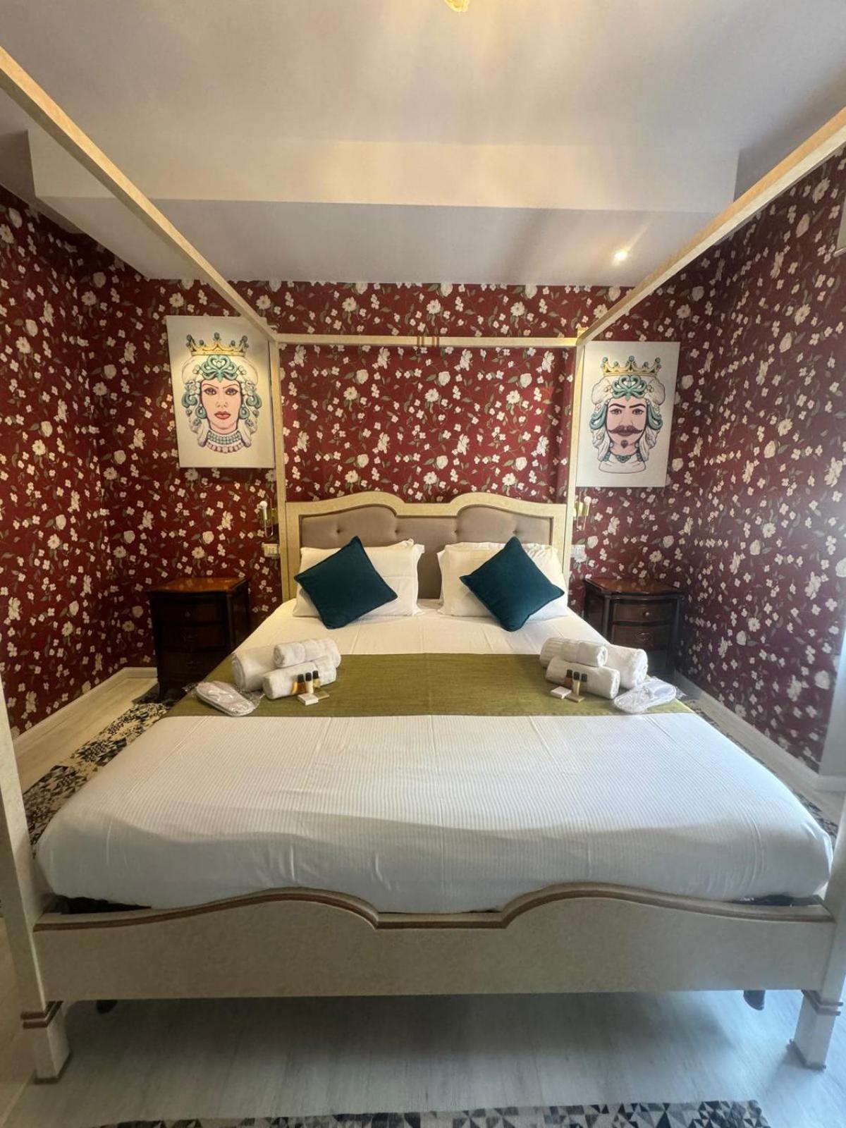 Hermitage Suites