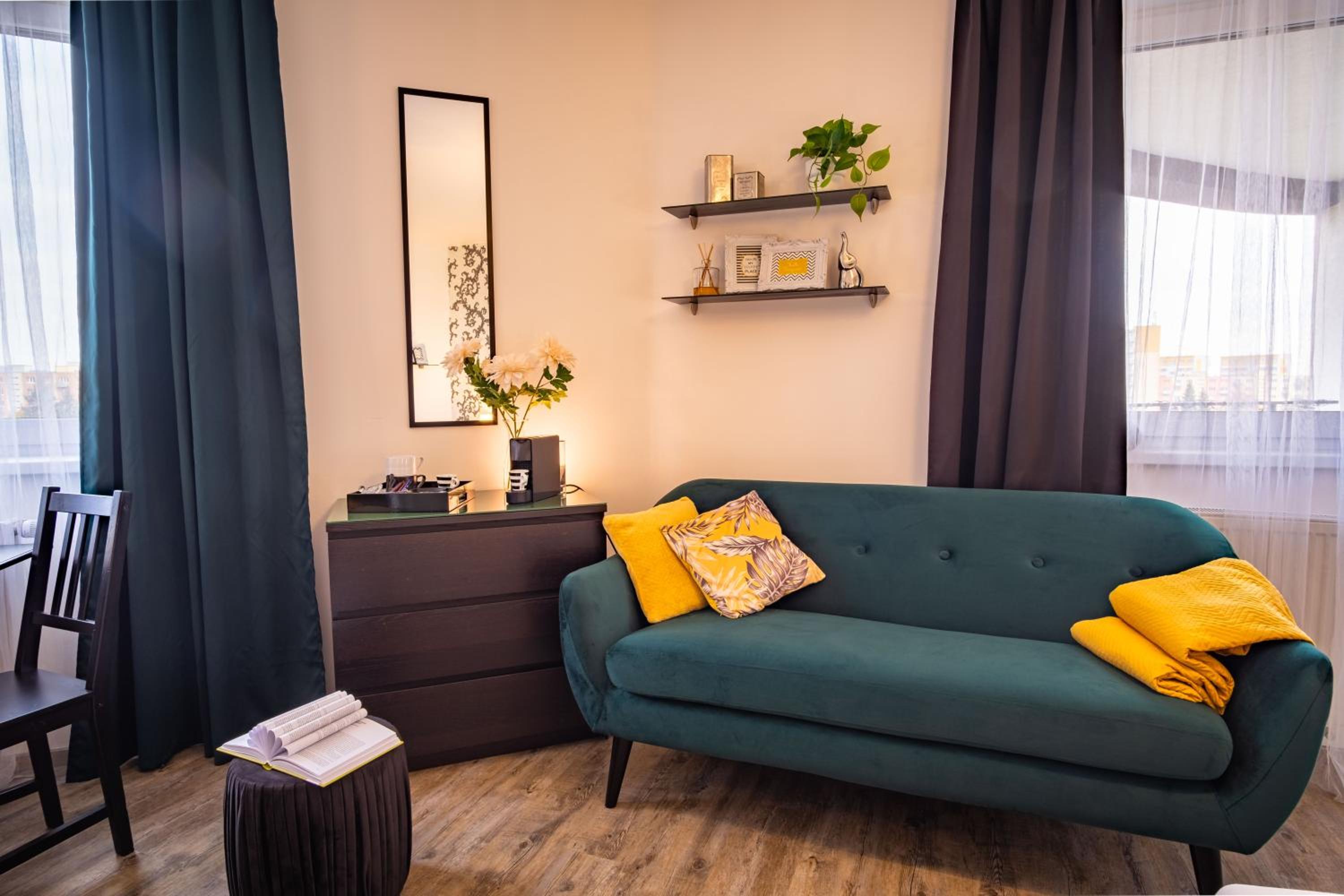 The Black & Green Retreat