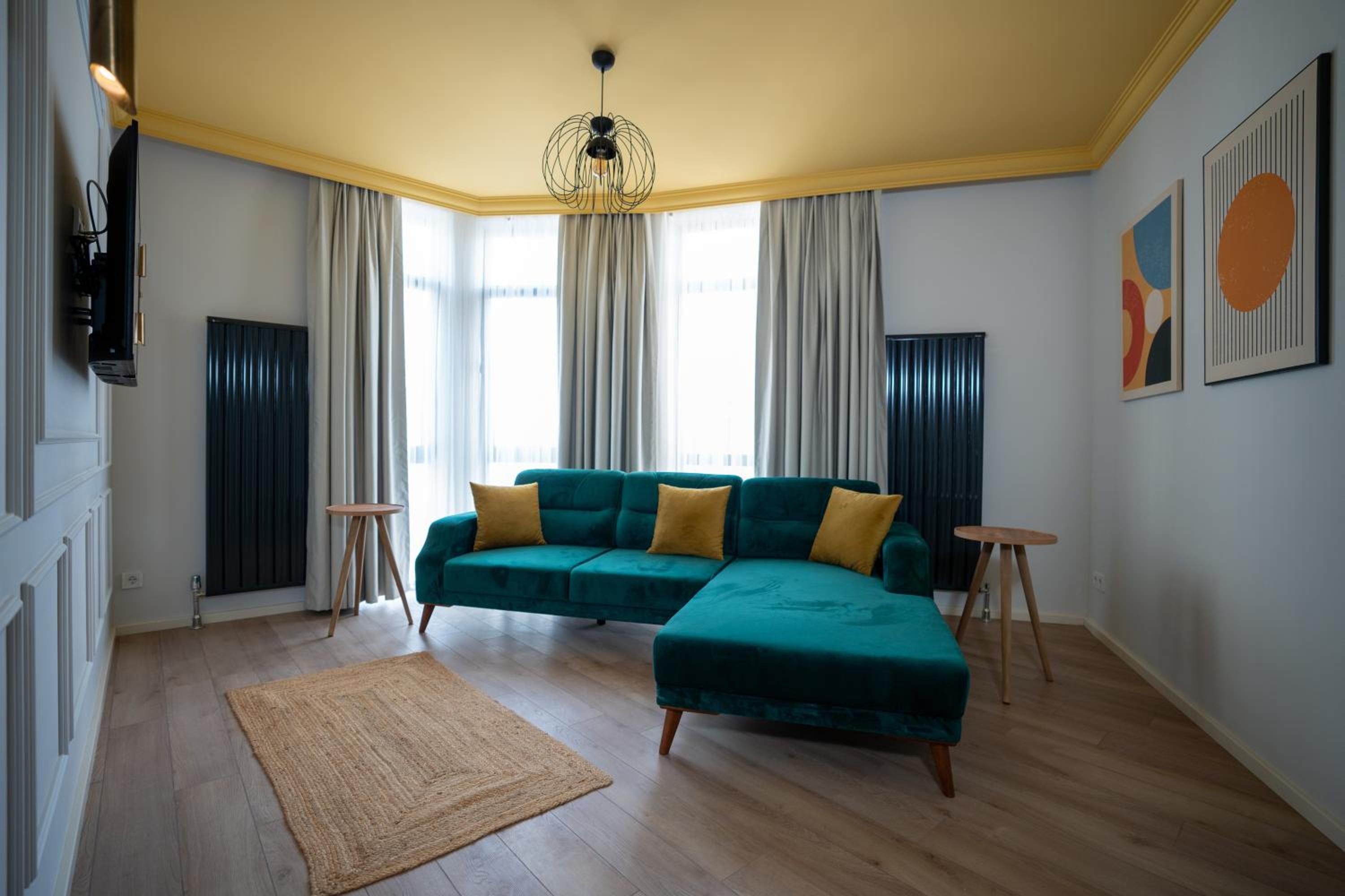 Bird Nest Suites - Image 77