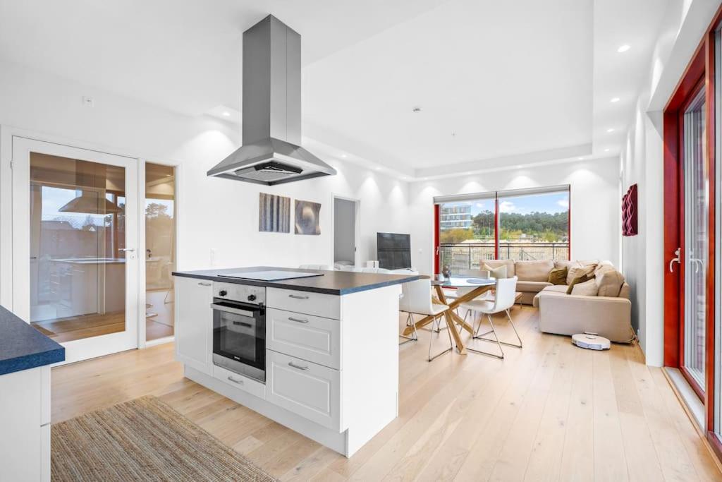 Modern 3-room apartment, with a high standard view 4