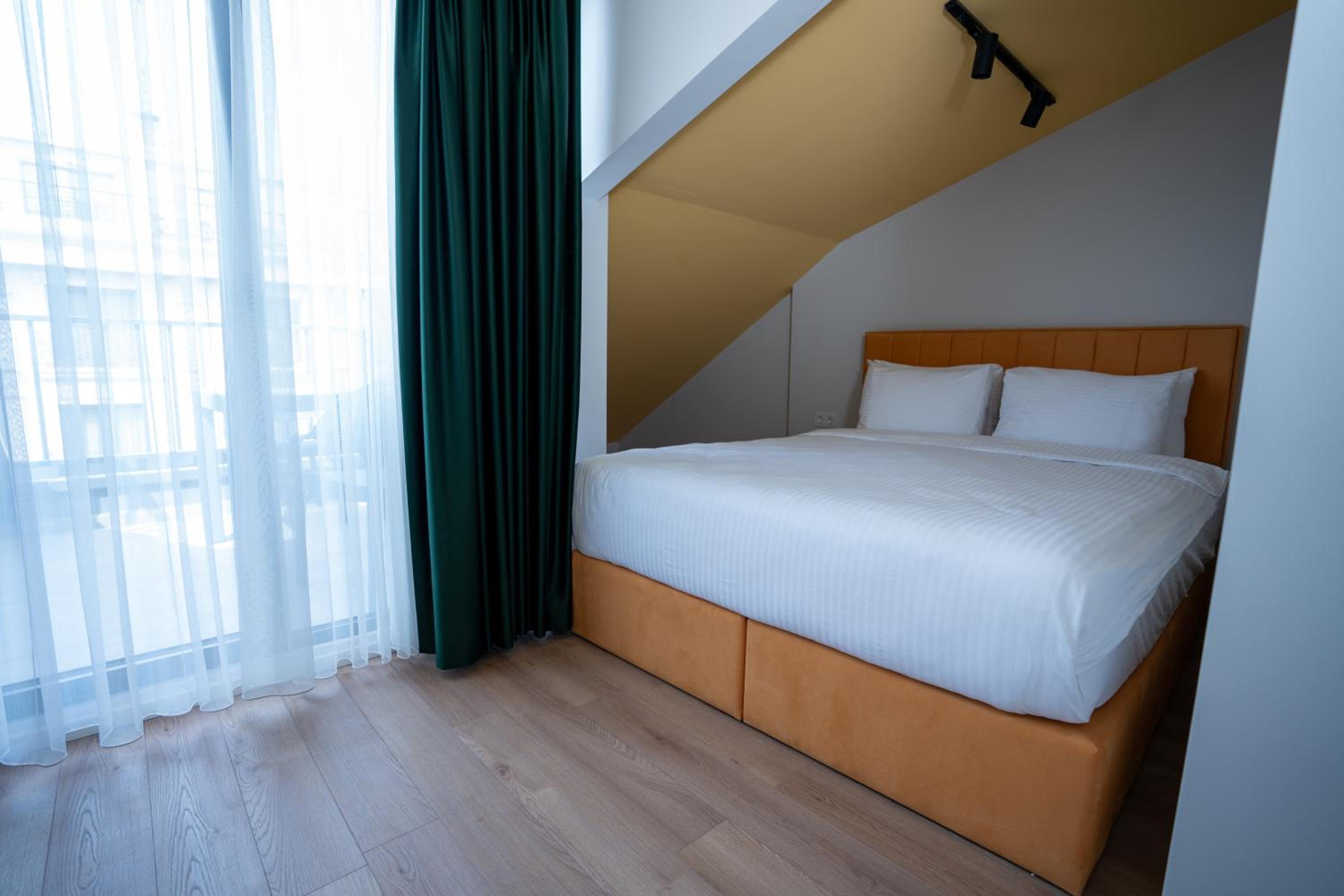 Bird Nest Suites - Image 83