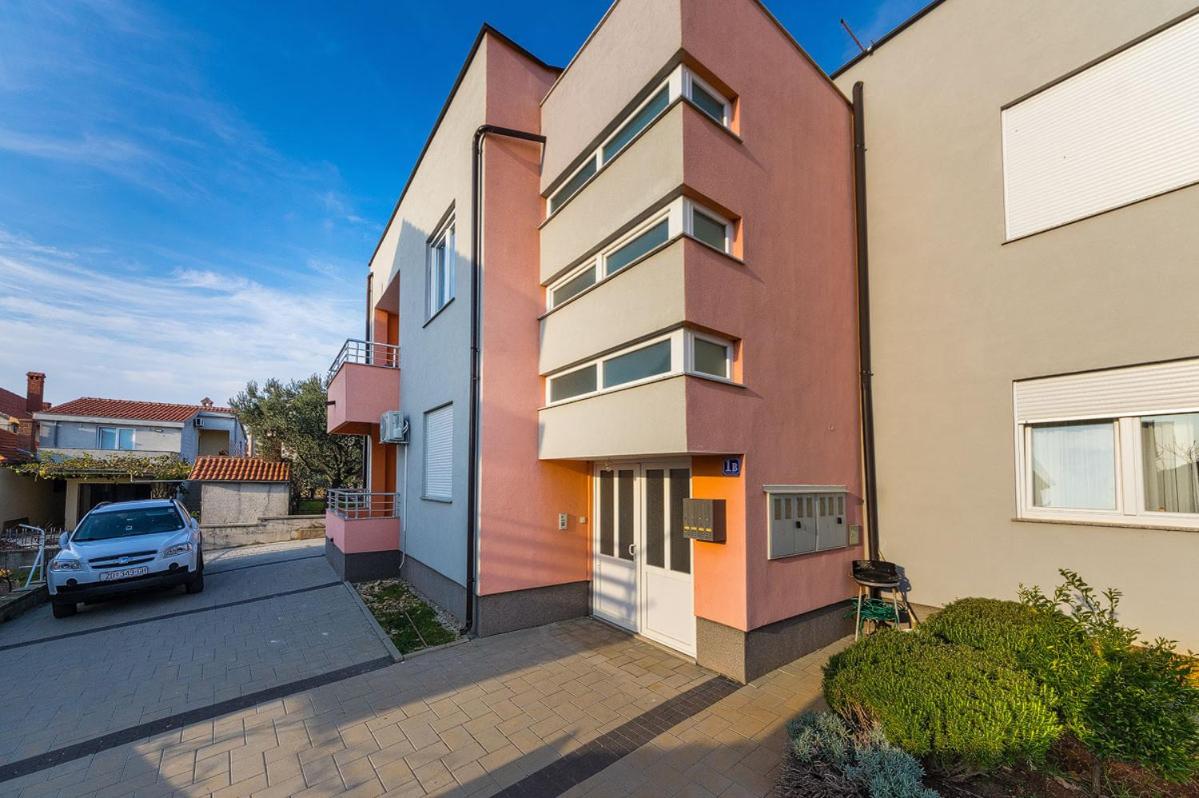 Apartment Haja