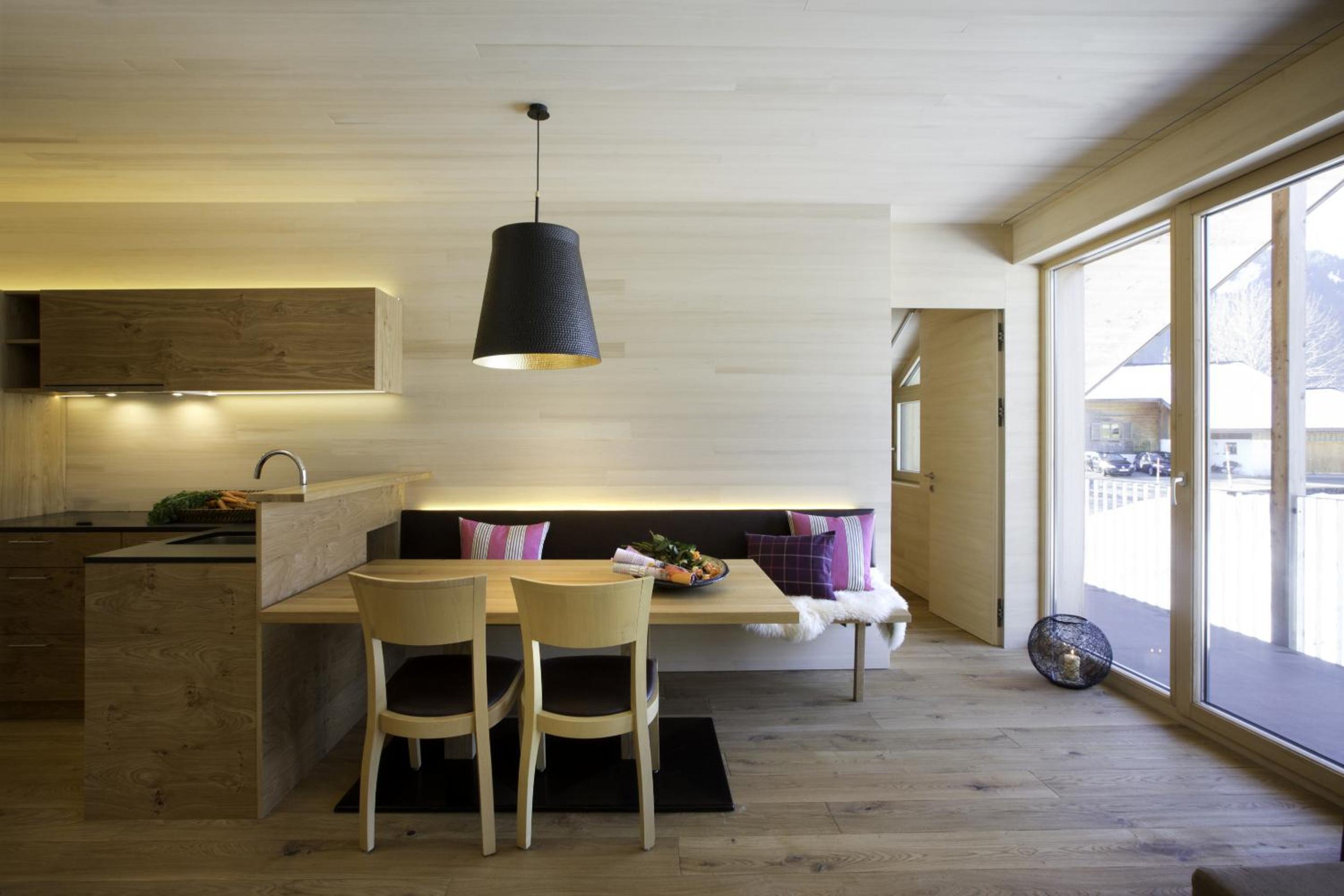 n Apartments Hotel