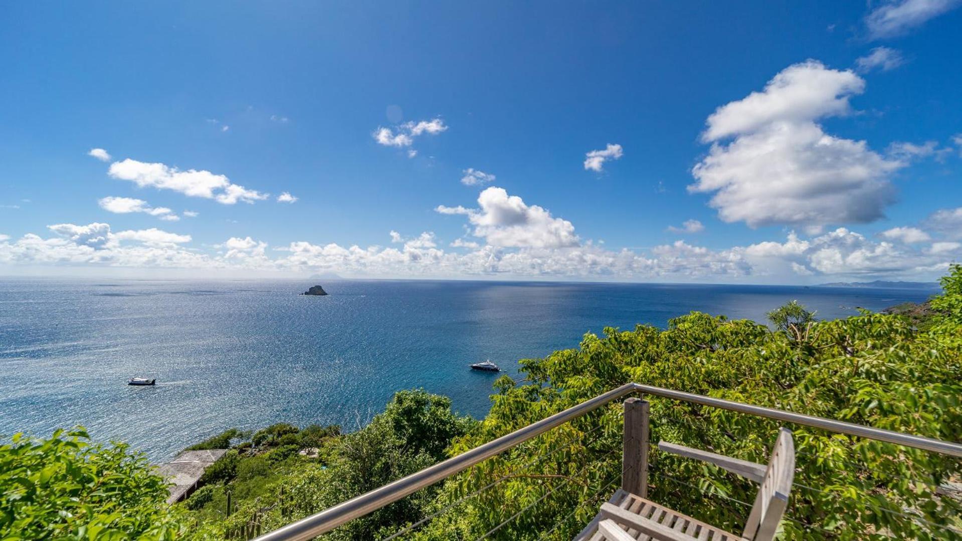Glorious Villa Perfect for a Romantic Stay