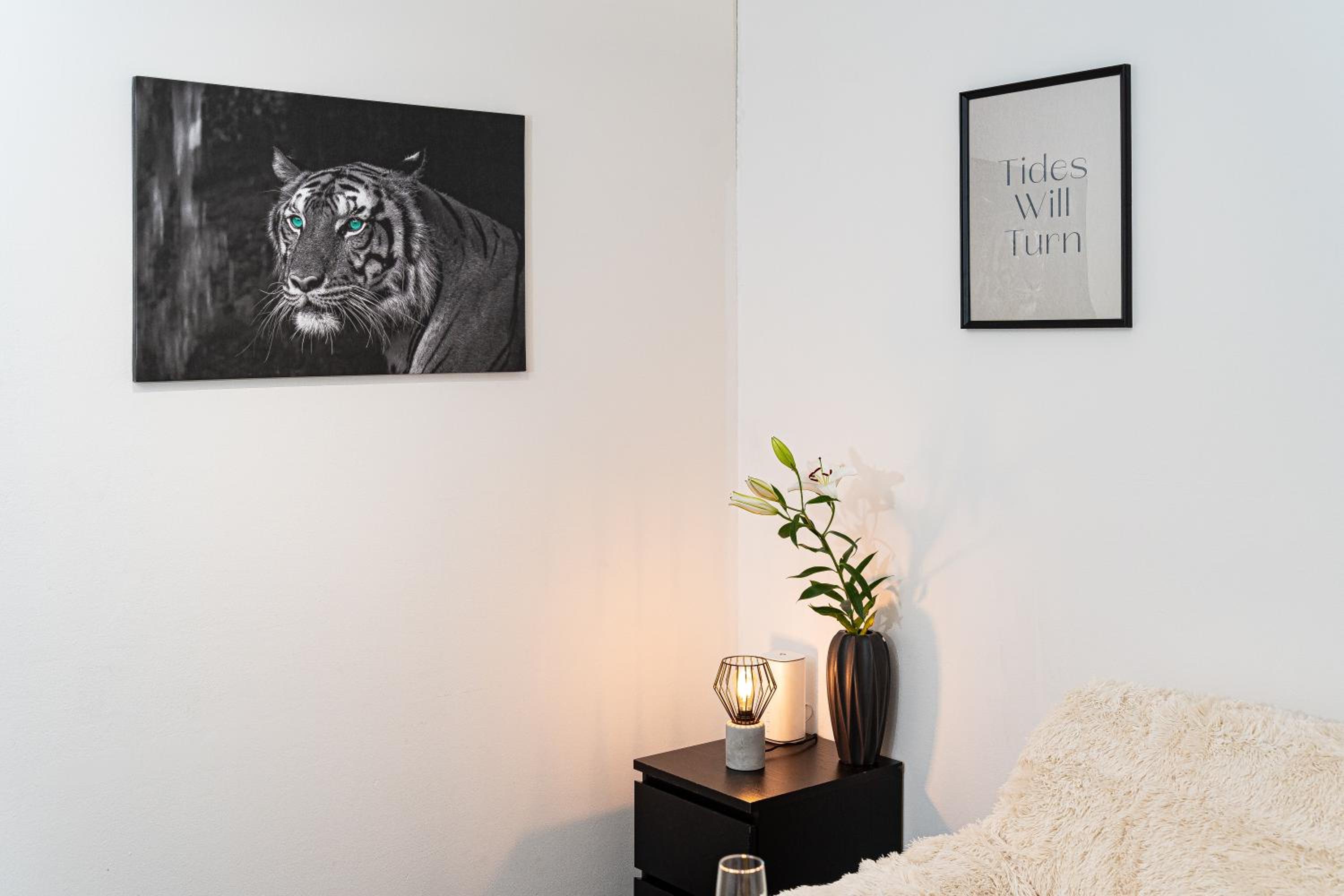 Penthouse Tiger Deluxe