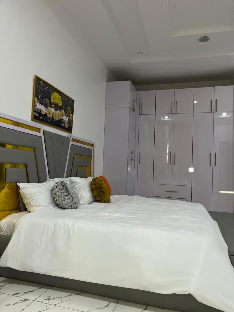 4 bedroom duplex entire space at Chevron lekki Lagos Nigeria view 4