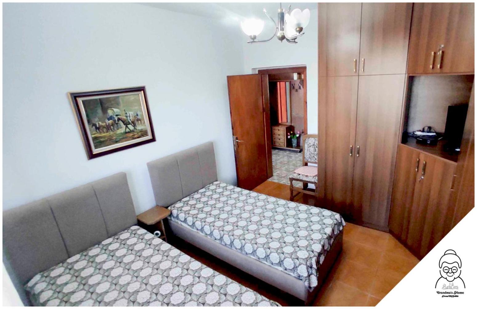 Grandma's Home Tirana City Center